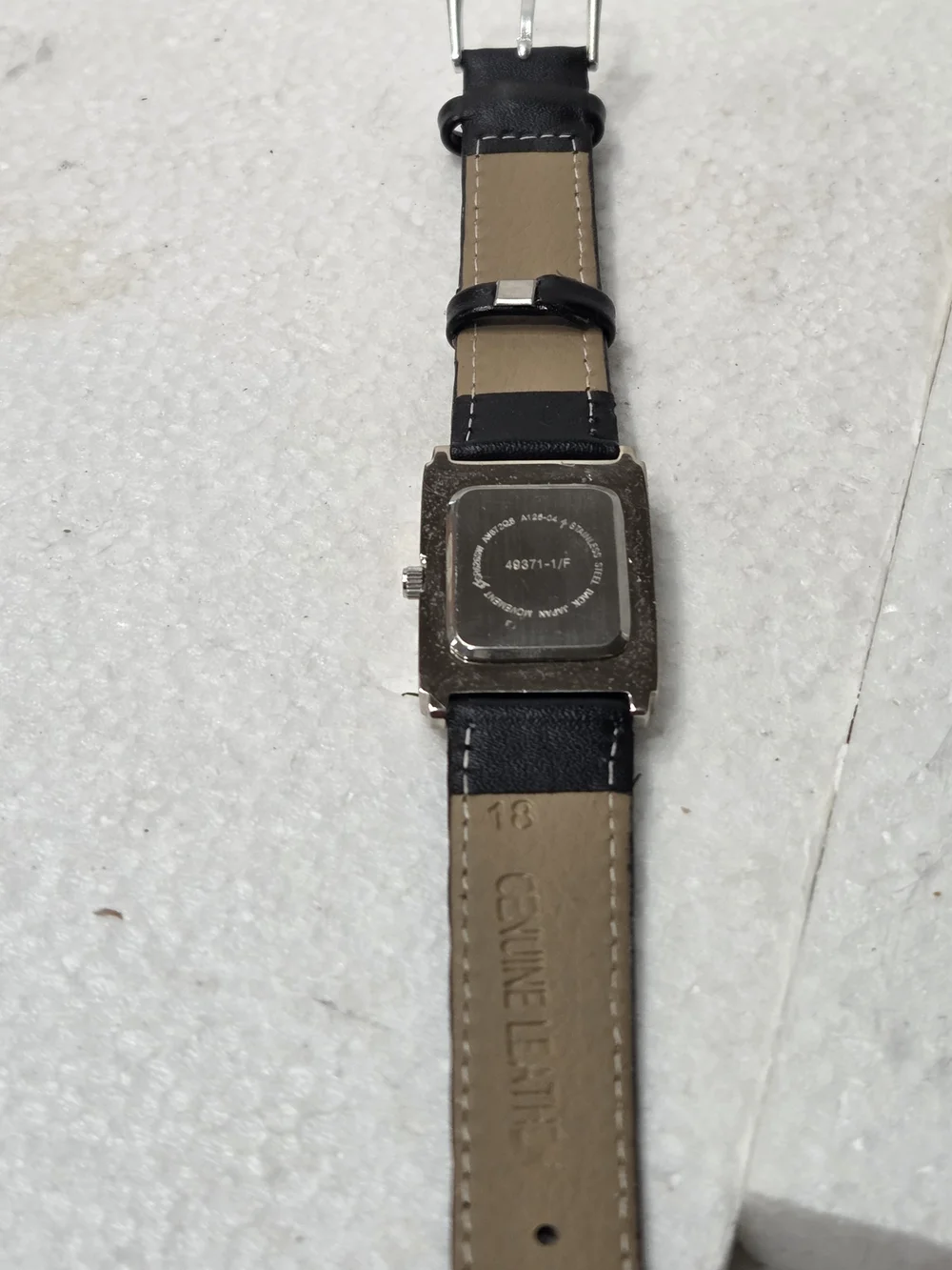 Womens Black Leather Strap Silver-Tone Square Quartz Watch